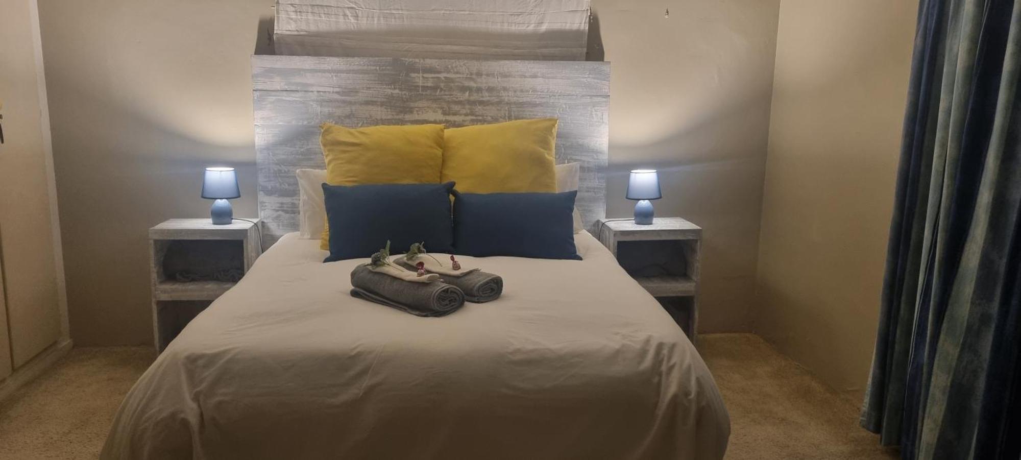 Large 1 Bedroom Cottage, 15 Min From Or Tambo Airport, With Backup Power And Water Germiston Exterior photo